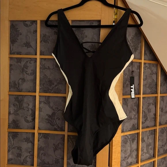 TA3 Plungey Contour Swimsuit Black/Oat L Regular/Long - Picture 4 of 5